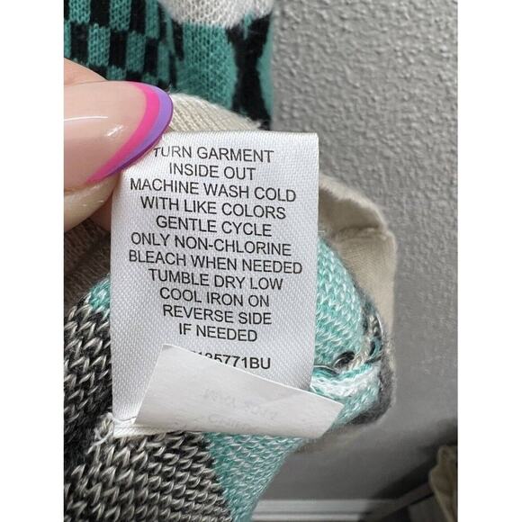 Women's T/O Dress Size Medium Sweater Tribal Print Short Sleeve Sweater - Picture 6 of 12